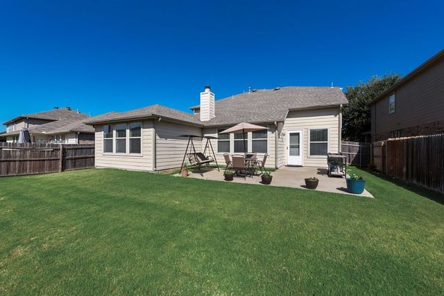 9208 Conestoga Drive, Fort Worth, TX 76131