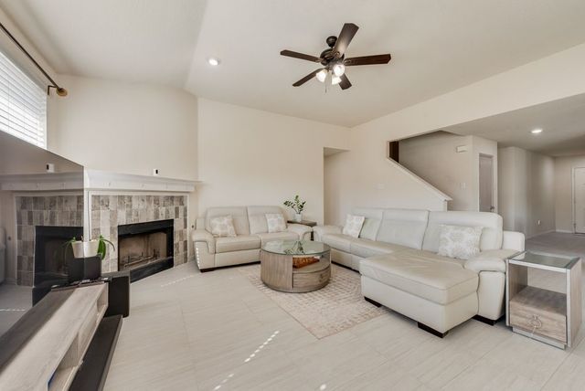 9208 Conestoga Drive, Fort Worth, TX 76131