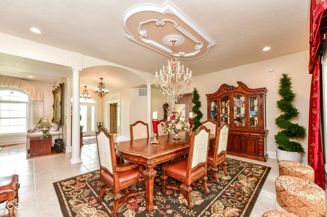5264 E Rocklane Road, Greenwood, IN 46143