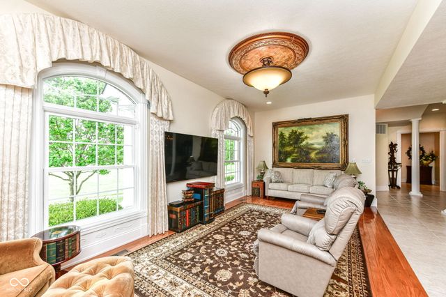 5264 E Rocklane Road, Greenwood, IN 46143