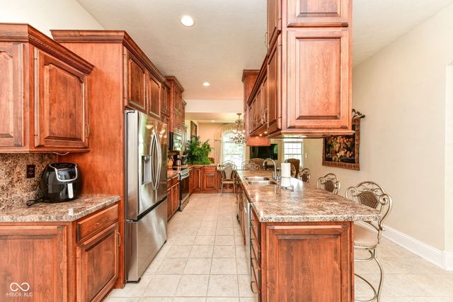 5264 E Rocklane Road, Greenwood, IN 46143