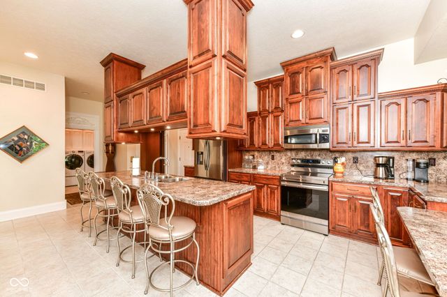 5264 E Rocklane Road, Greenwood, IN 46143
