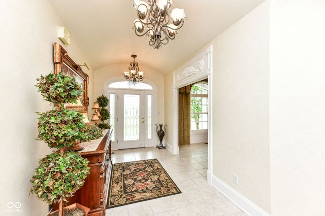 5264 E Rocklane Road, Greenwood, IN 46143