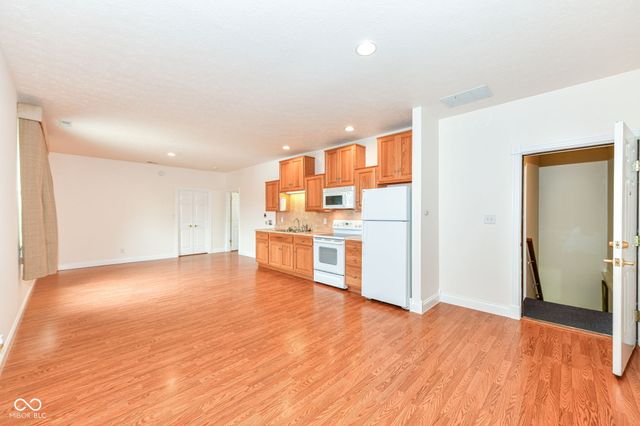 5264 E Rocklane Road, Greenwood, IN 46143