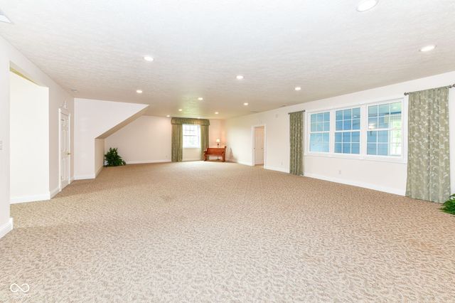 5264 E Rocklane Road, Greenwood, IN 46143