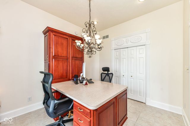 5264 E Rocklane Road, Greenwood, IN 46143