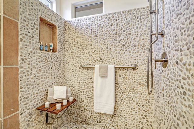 9 Victorio Peak, Santa Fe, NM 87508