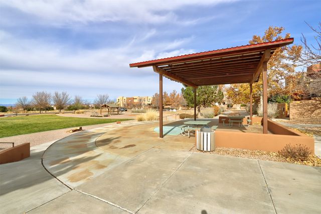 9 Victorio Peak, Santa Fe, NM 87508