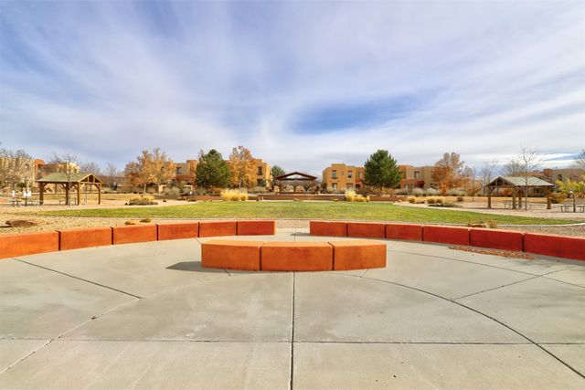 9 Victorio Peak, Santa Fe, NM 87508