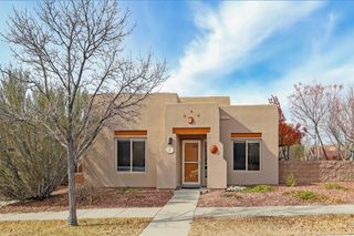 9 Victorio Peak, Santa Fe, NM 87508