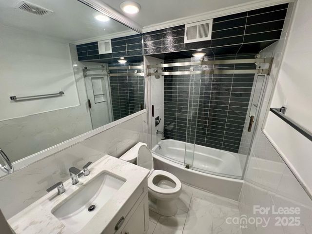 400 Queens Road B4, Charlotte, NC 28207