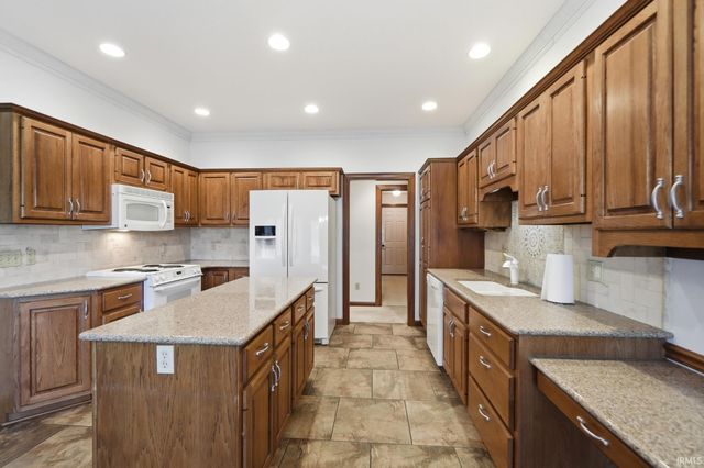 6719 Tralee Court, Fort Wayne, IN 46835
