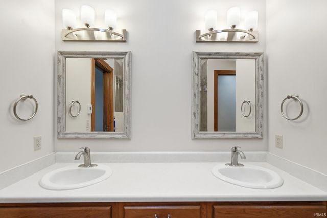 6719 Tralee Court, Fort Wayne, IN 46835