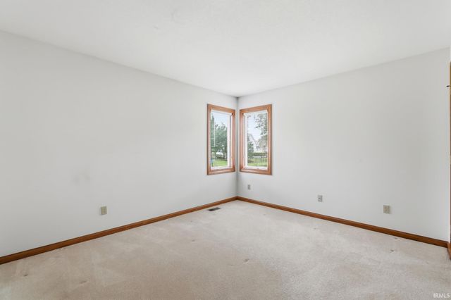 6719 Tralee Court, Fort Wayne, IN 46835