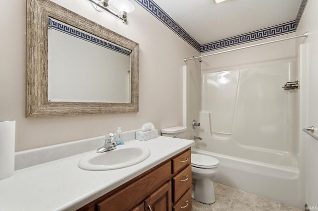 6719 Tralee Court, Fort Wayne, IN 46835