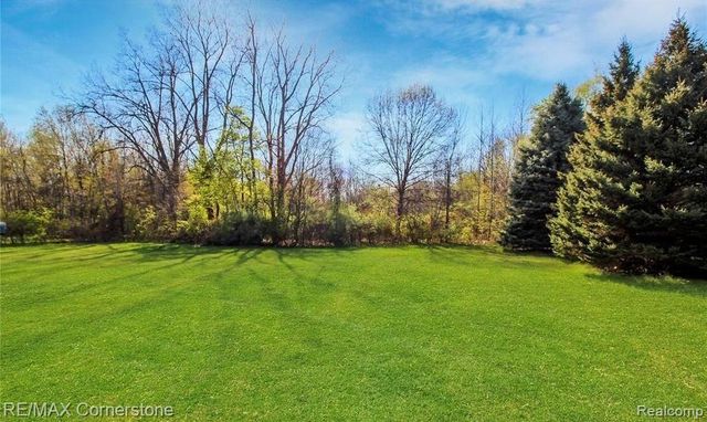 0000 Wayne Rd, Romulus, MI 48174