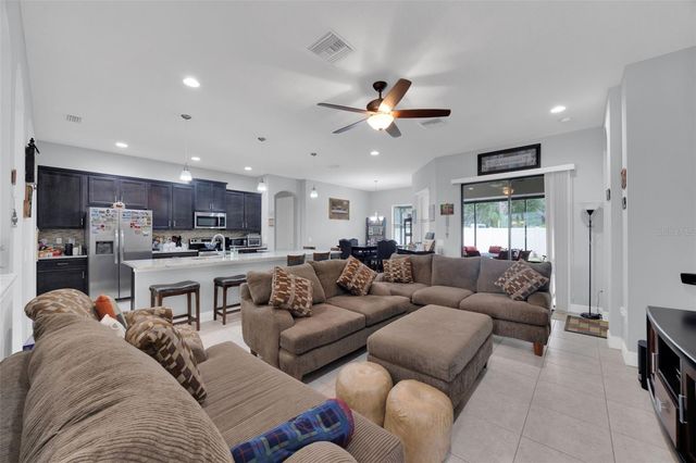 11026 BRAHMAN RANCH CIRCLE, Riverview, FL 33578