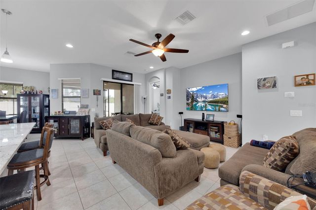 11026 BRAHMAN RANCH CIRCLE, Riverview, FL 33578