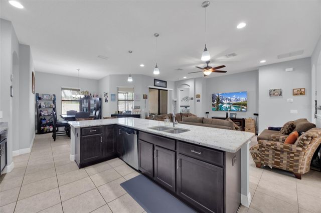 11026 BRAHMAN RANCH CIRCLE, Riverview, FL 33578
