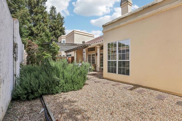 801 Rebecca Privada, Mountain View, CA 94040