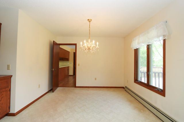 100 Stony Creek Circle, Mankato, MN 56001