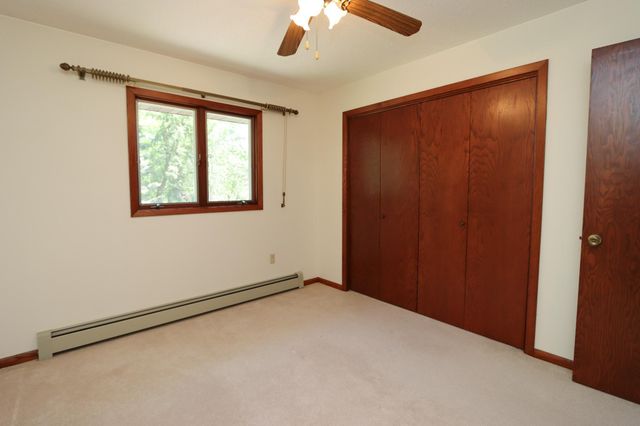 100 Stony Creek Circle, Mankato, MN 56001