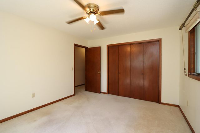 100 Stony Creek Circle, Mankato, MN 56001
