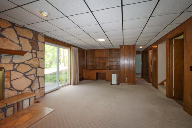 100 Stony Creek Circle, Mankato, MN 56001