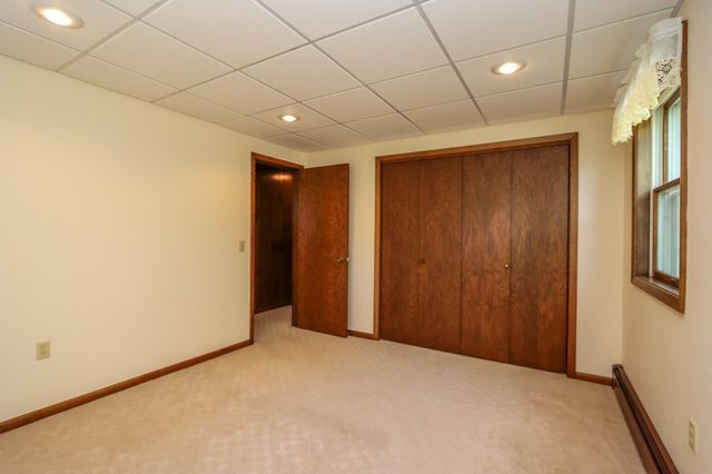 100 Stony Creek Circle, Mankato, MN 56001