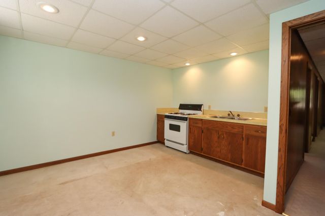 100 Stony Creek Circle, Mankato, MN 56001