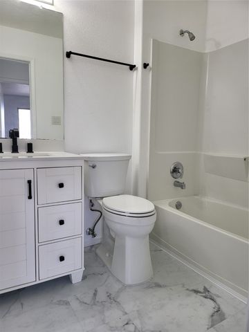 6085 Monte Verde, Santa Fe, NM 87507