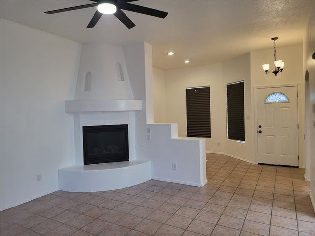 6085 Monte Verde, Santa Fe, NM 87507