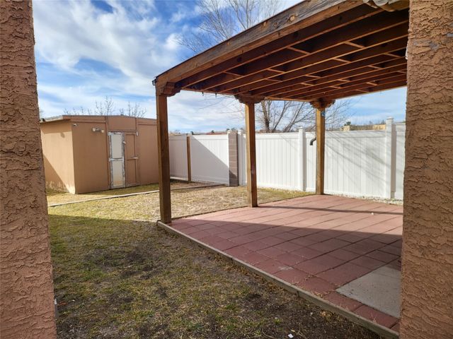 6085 Monte Verde, Santa Fe, NM 87507