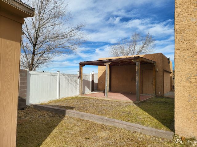 6085 Monte Verde, Santa Fe, NM 87507
