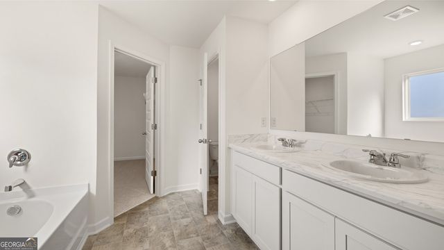 73 Weymouth Drive, Locust Grove, GA 30248