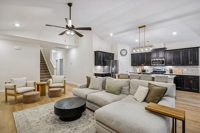 3915 Rivermont Way, Rockvale, TN 37153