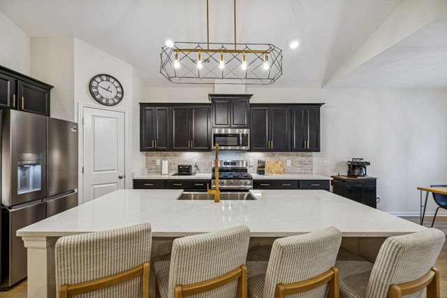 3915 Rivermont Way, Rockvale, TN 37153