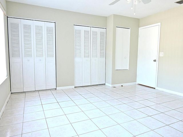 5040 Society Place E E, West Palm Beach, FL 33415