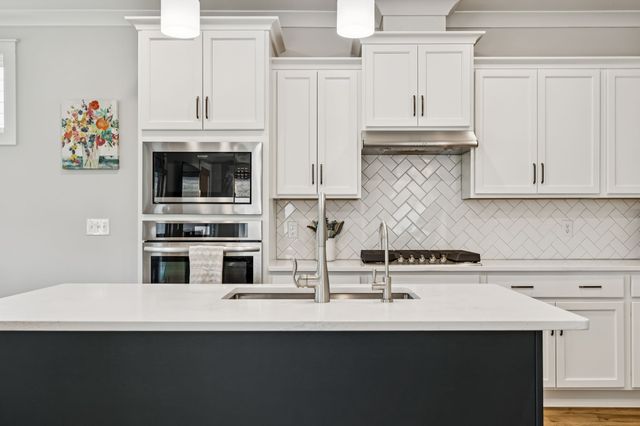 612 Conifer Dr, Spring Hill, TN 37174