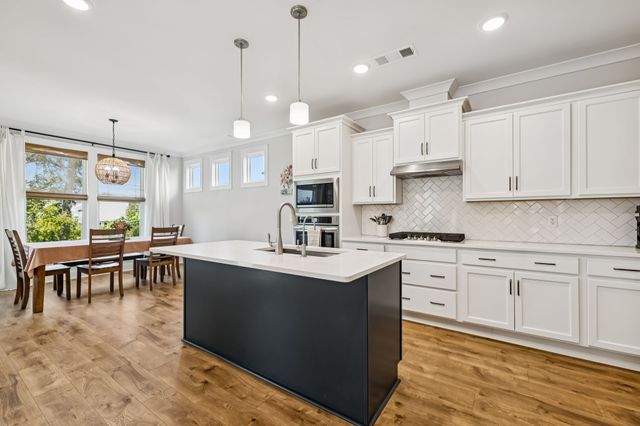 612 Conifer Dr, Spring Hill, TN 37174