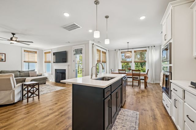 612 Conifer Dr, Spring Hill, TN 37174