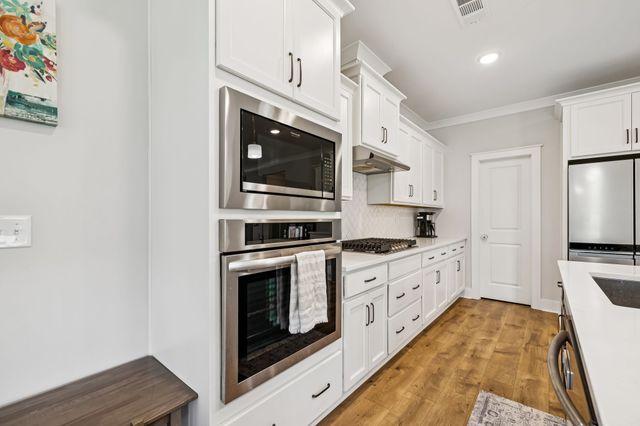 612 Conifer Dr, Spring Hill, TN 37174