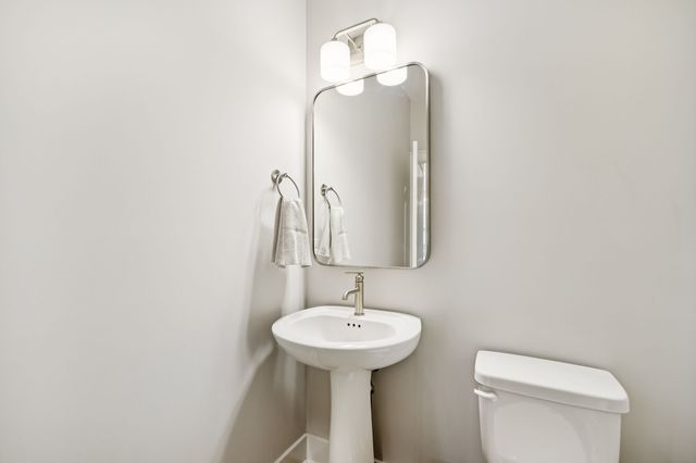 612 Conifer Dr, Spring Hill, TN 37174