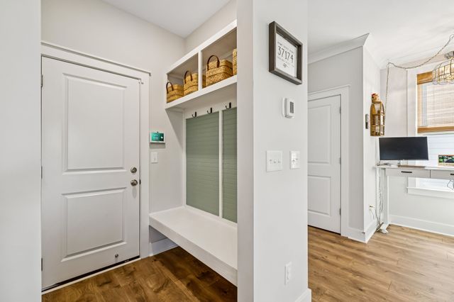 612 Conifer Dr, Spring Hill, TN 37174