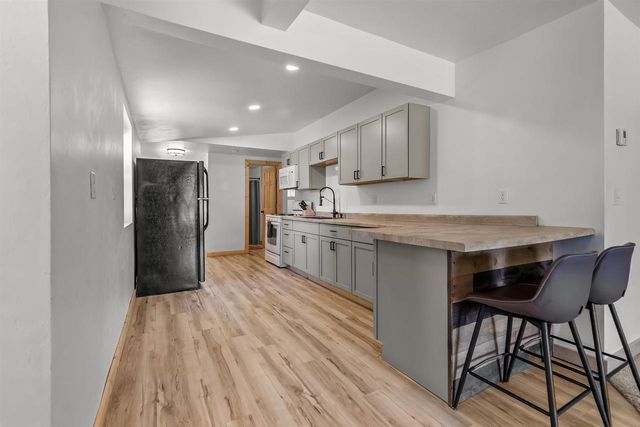 23 W NEVADA AVENUE, Oshkosh, WI 54901