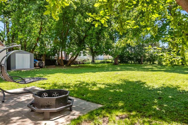 23 W NEVADA AVENUE, Oshkosh, WI 54901