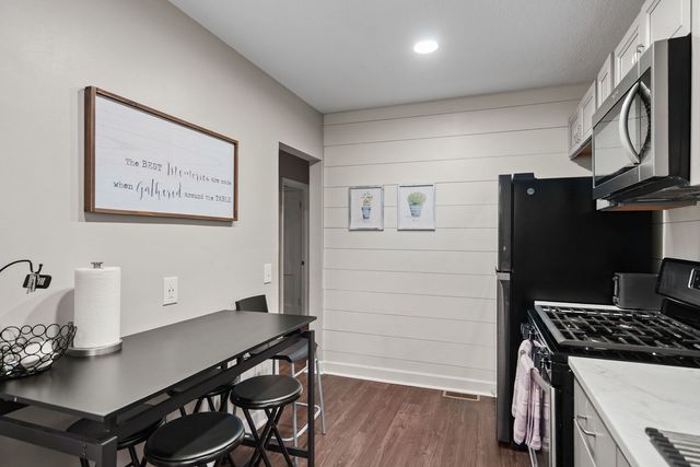 728 24th Street, Bettendorf, IA 52722