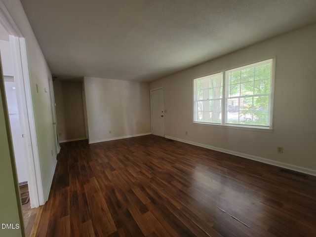 809 Plentywood Court, Raleigh, NC 27615