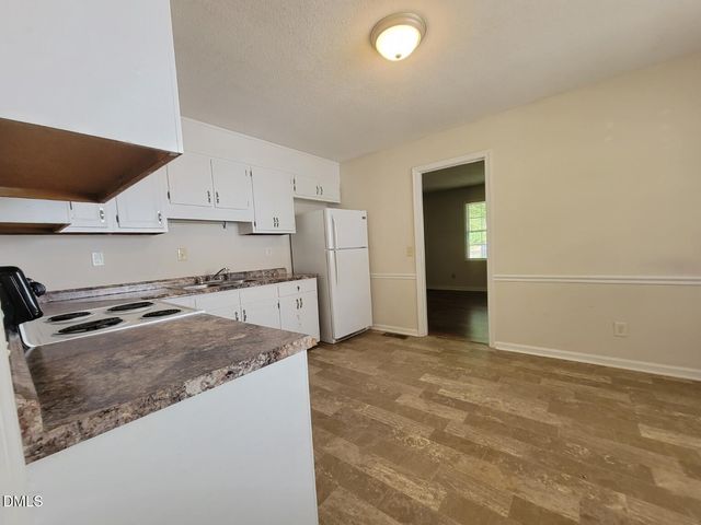 809 Plentywood Court, Raleigh, NC 27615