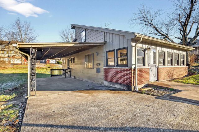 502 W Street, Bedford, IN 47421